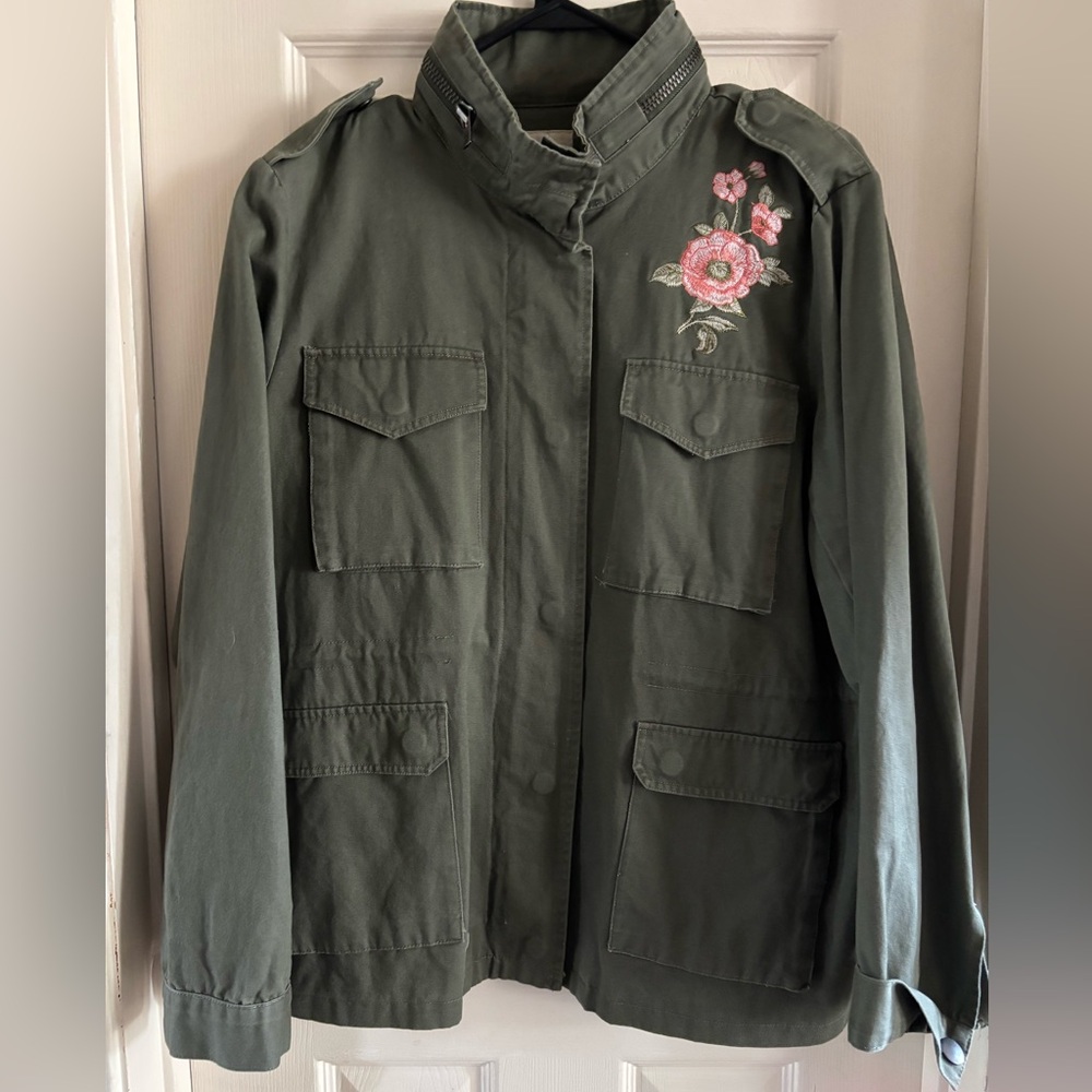 EN CRÈME EMBROIDERED JACKET